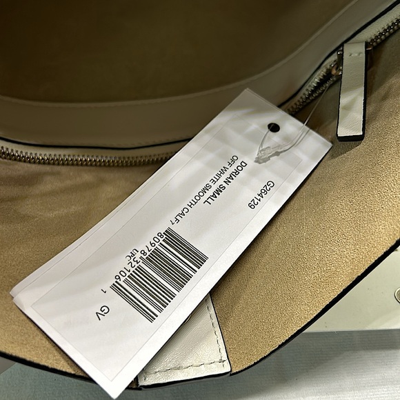 Stuart Weitzman NWT Off White Calf Leather Small Dorian Crossbody Bag Purse 🌸🌸 - Picture 8 of 12